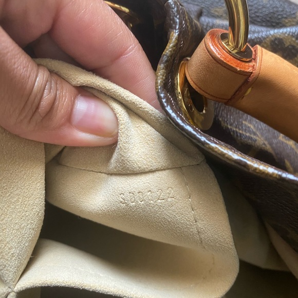 Louis Vuitton Artsy Mm - Picture 12 of 12